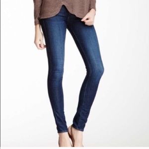 AG Adriano Goldschmied • Stevie Jeans